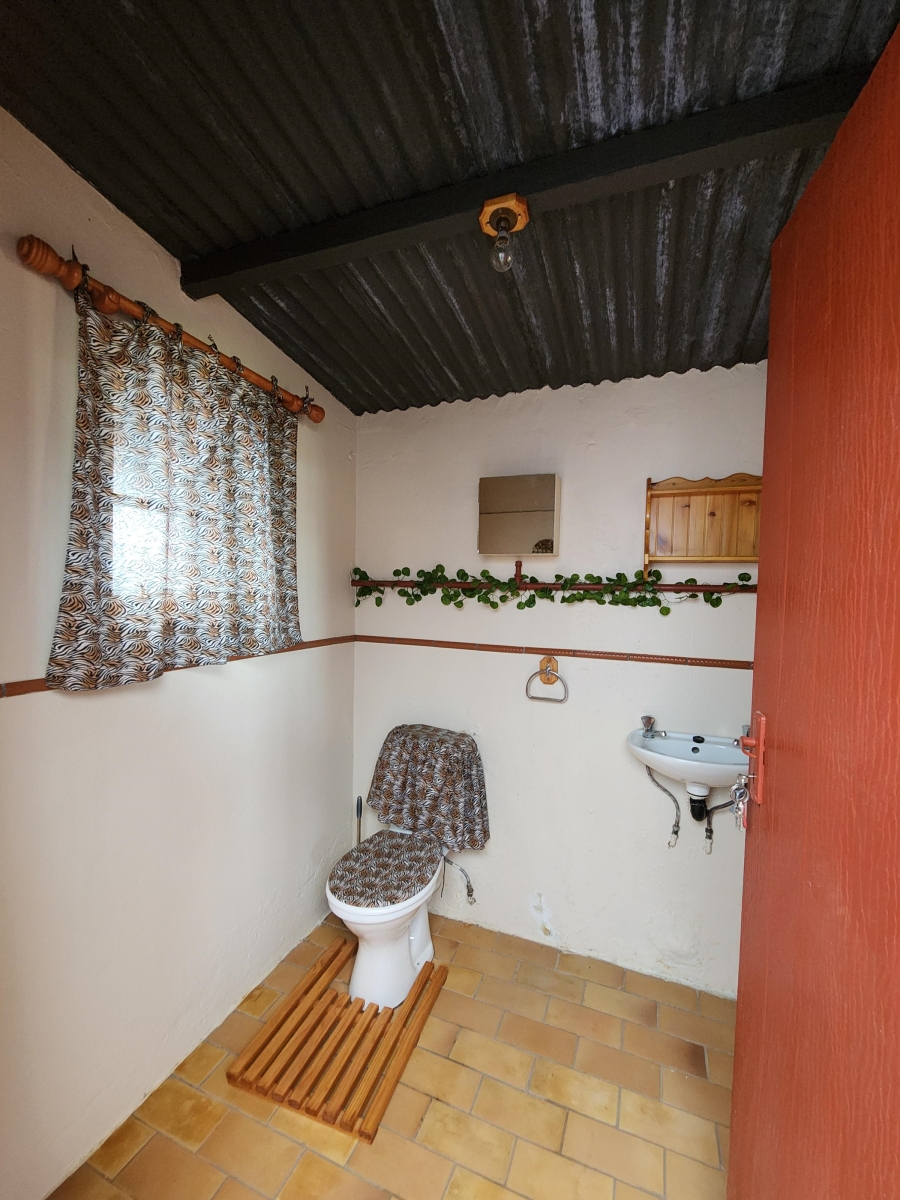 7 Bedroom Property for Sale in Hennenman Free State